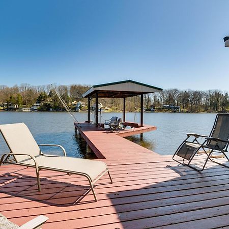 Waterfront Wolcott Vacation Rental With Deck And Views Екстер'єр фото