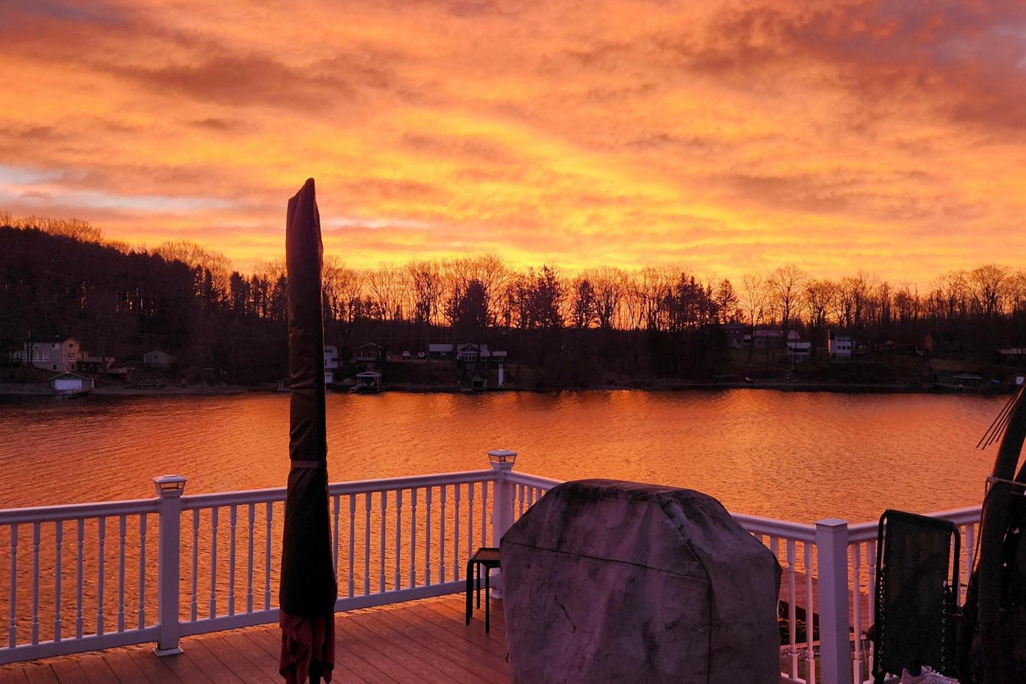 Waterfront Wolcott Vacation Rental With Deck And Views Екстер'єр фото