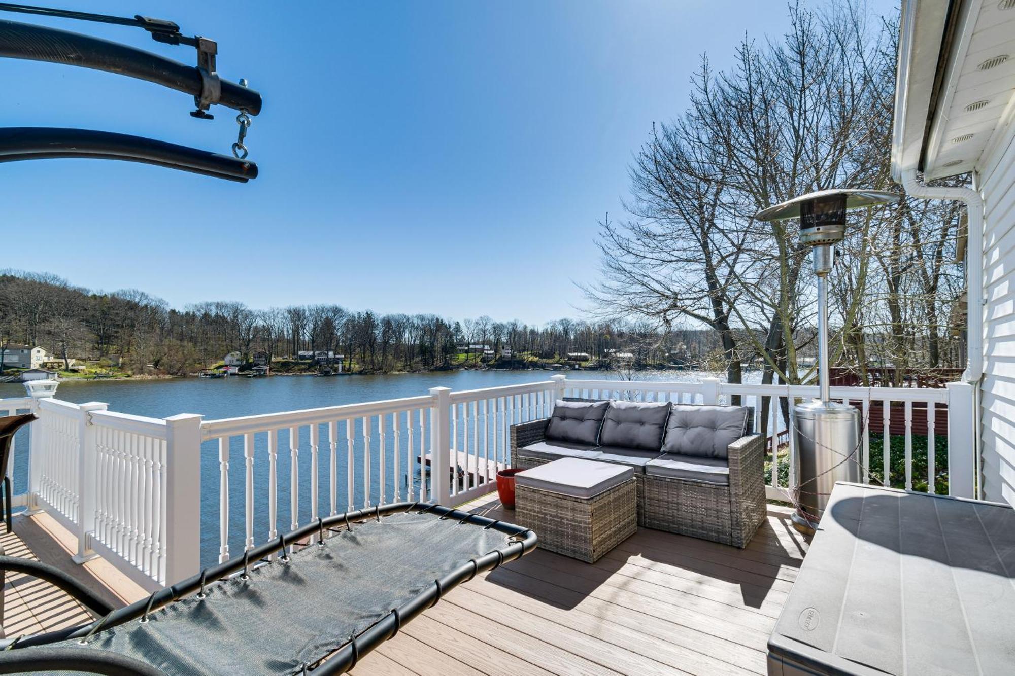 Waterfront Wolcott Vacation Rental With Deck And Views Екстер'єр фото